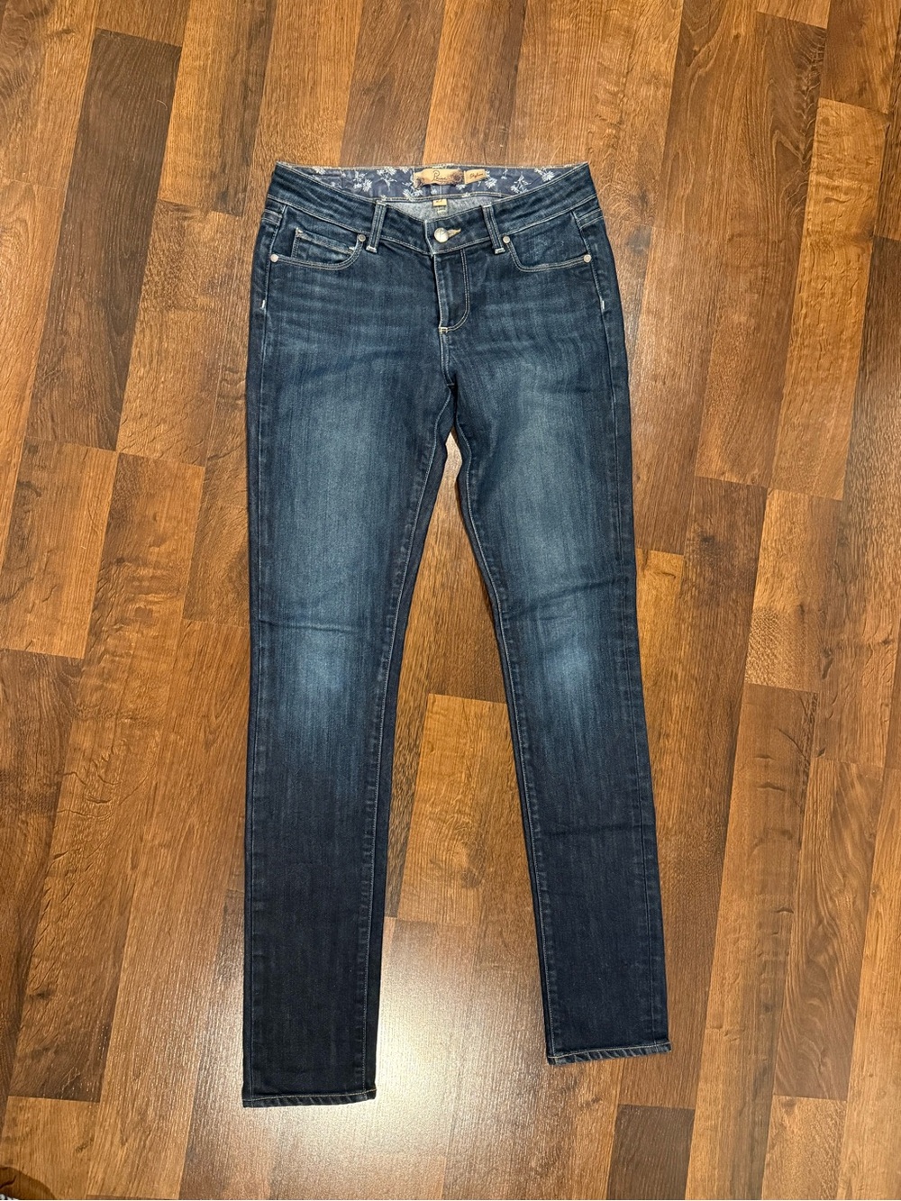 Paige Skyline women’s jeans (size 27)